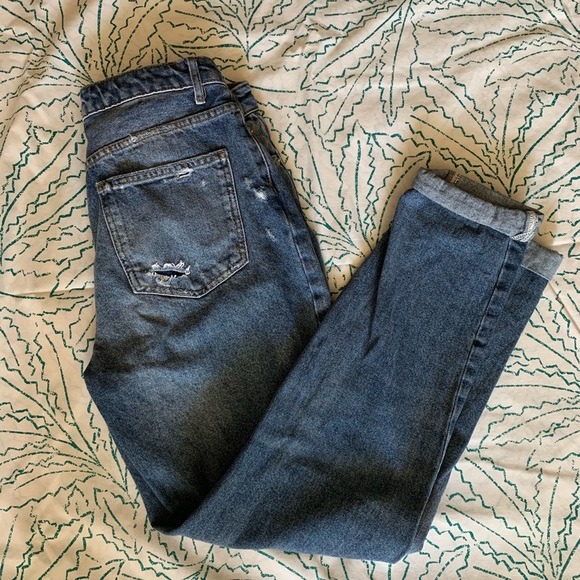 BDG high waisted mom jeans - Picture 1 of 4